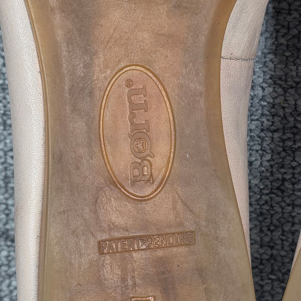 BORN WOMEN'S BECA BEIGE LEATHER SLIP‑ON CASUAL FLATS – SIZE 7.5M – ROUND TOE - Picture 9 of 9